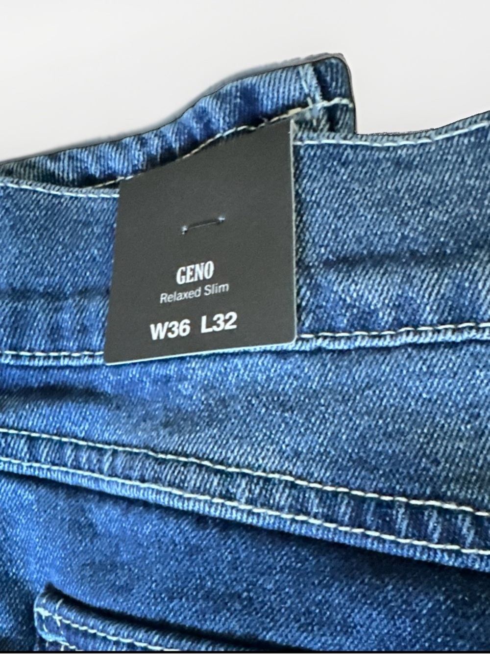 True Religion Geno SN Flap Relaxed Slim Jeans Men’s 36x32 Medium Wash - Picture 5 of 7